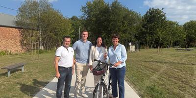 Stad Menen en provincie West-Vlaanderen openen nieuwe fietsverbinding richting de Leie  