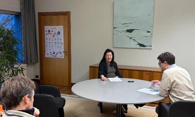 Interview KW - "Het is te vroeg om de provinciebesturen af te schaffen."